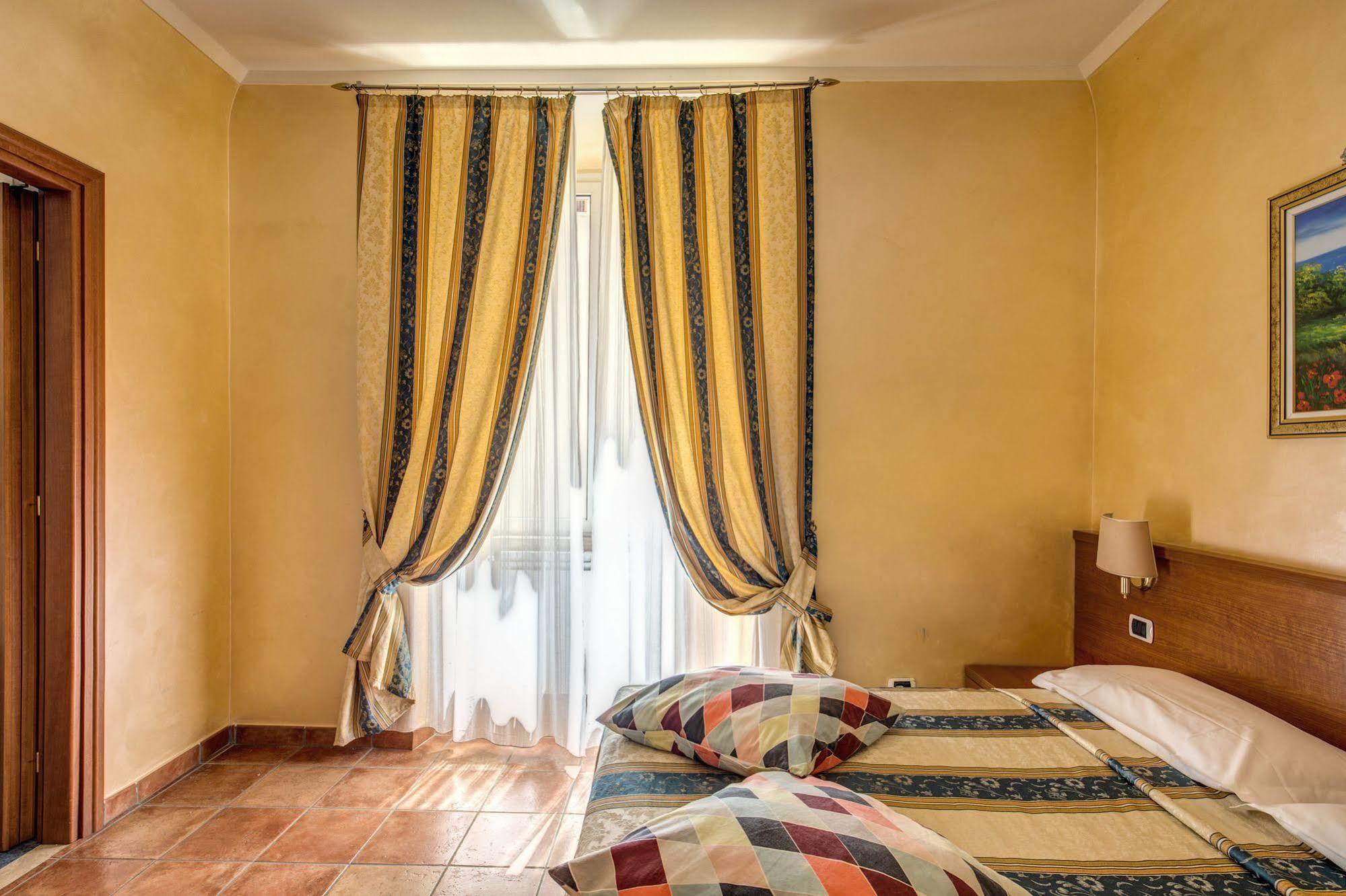 Hotel Maryelen Rome Exterior photo