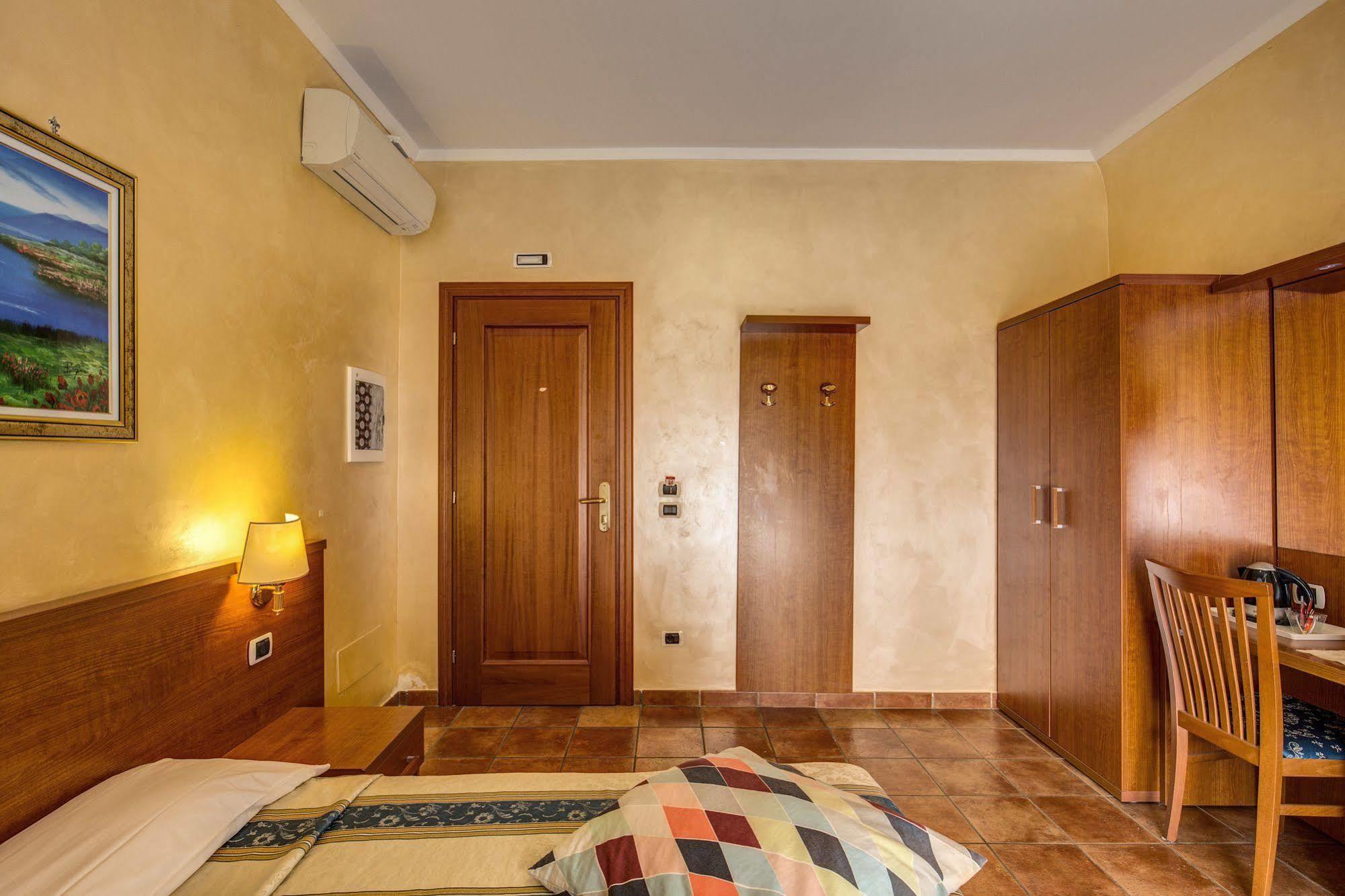 Hotel Maryelen Rome Exterior photo