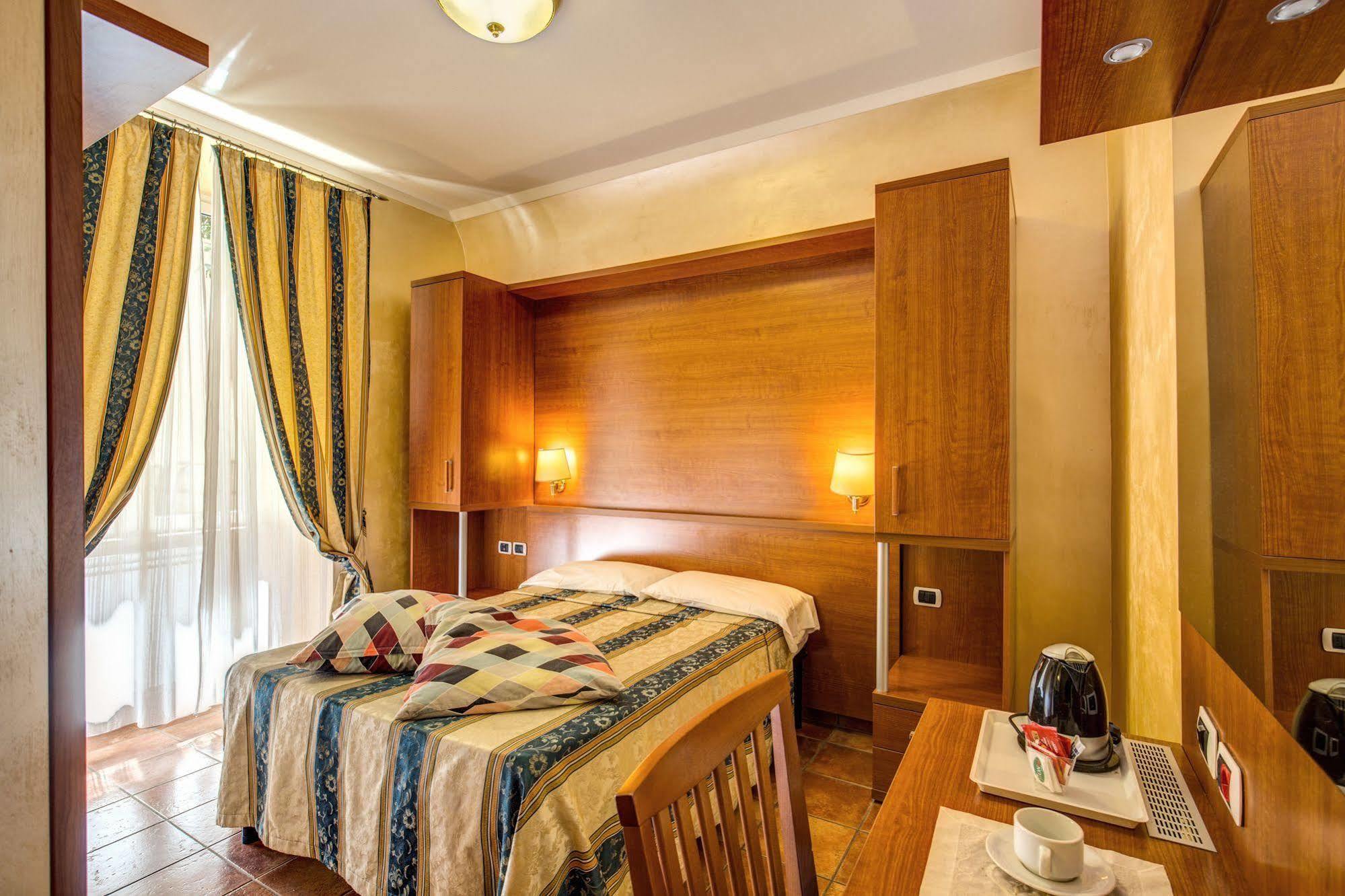 Hotel Maryelen Rome Exterior photo