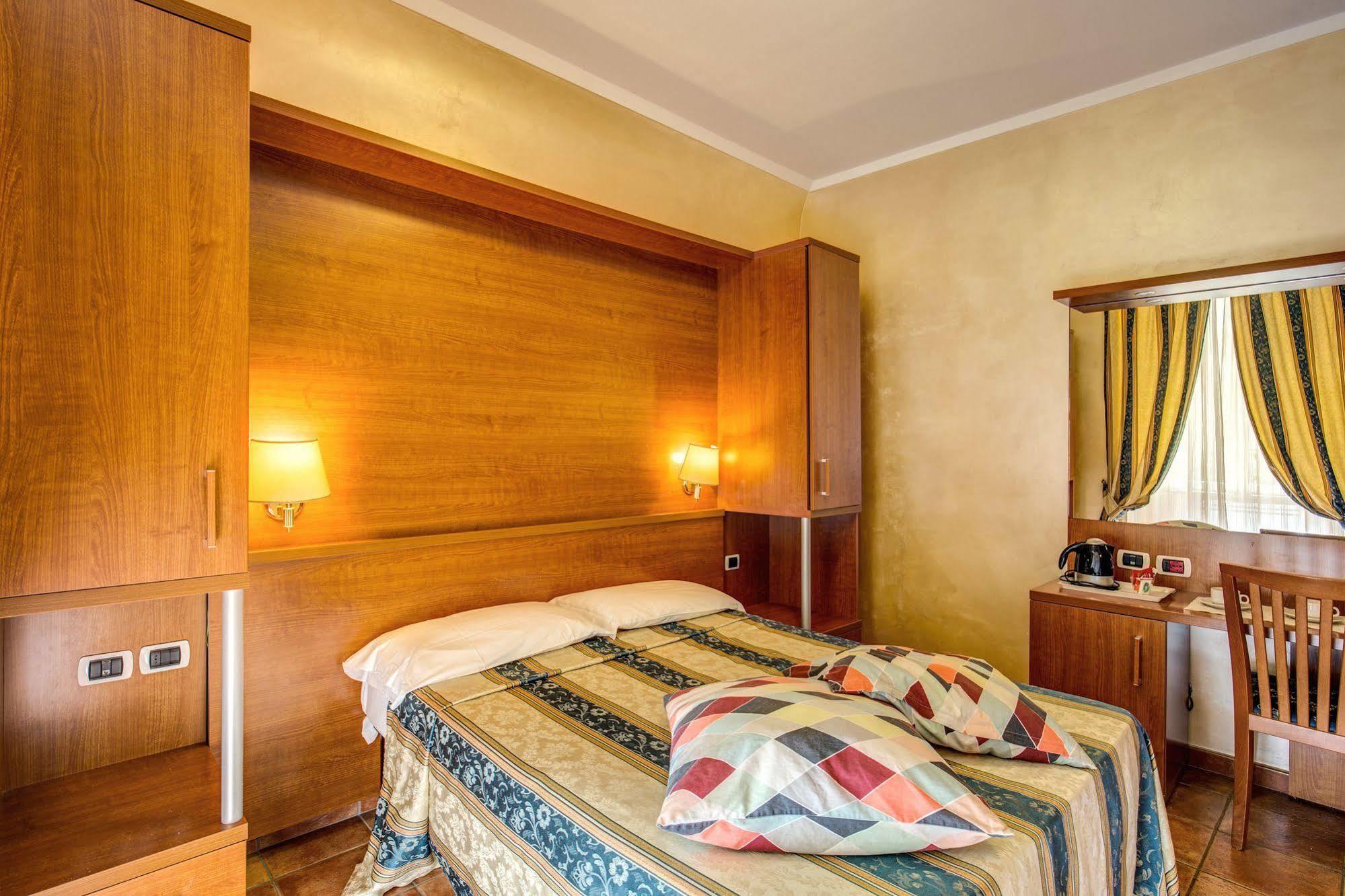 Hotel Maryelen Rome Exterior photo