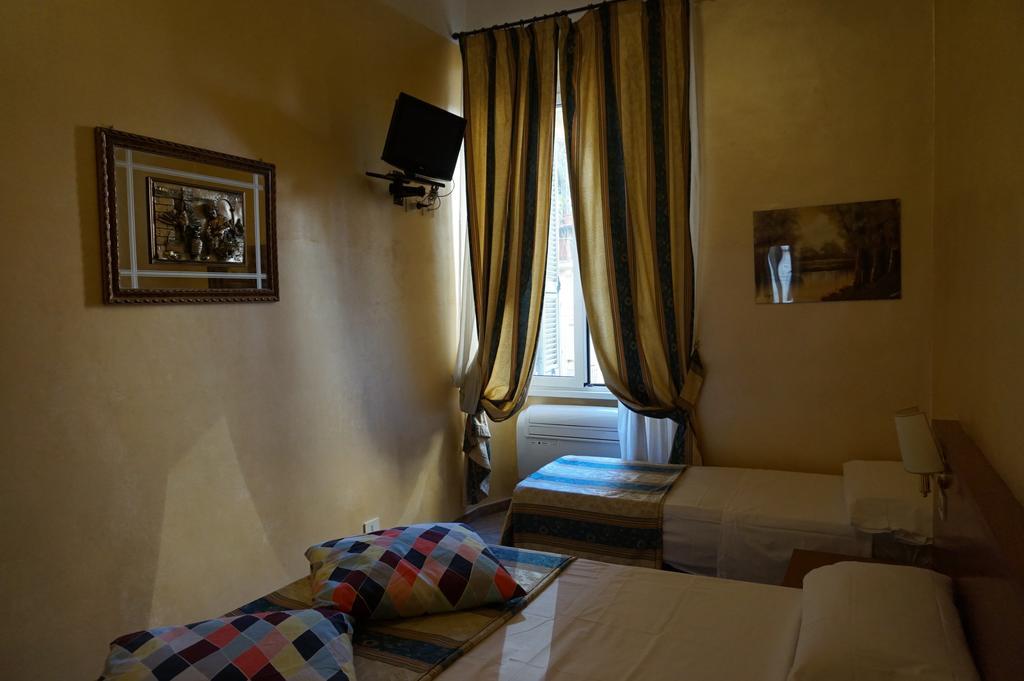 Hotel Maryelen Rome Room photo